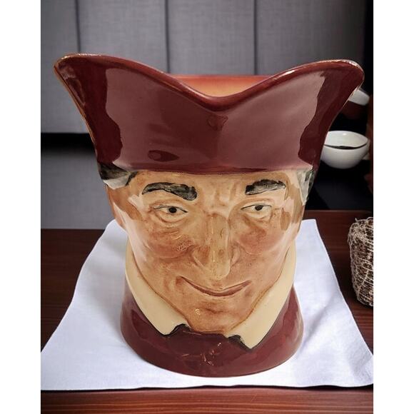 Royal Doulton Character Toby Jug The Cardinal - Picture 1 of 8